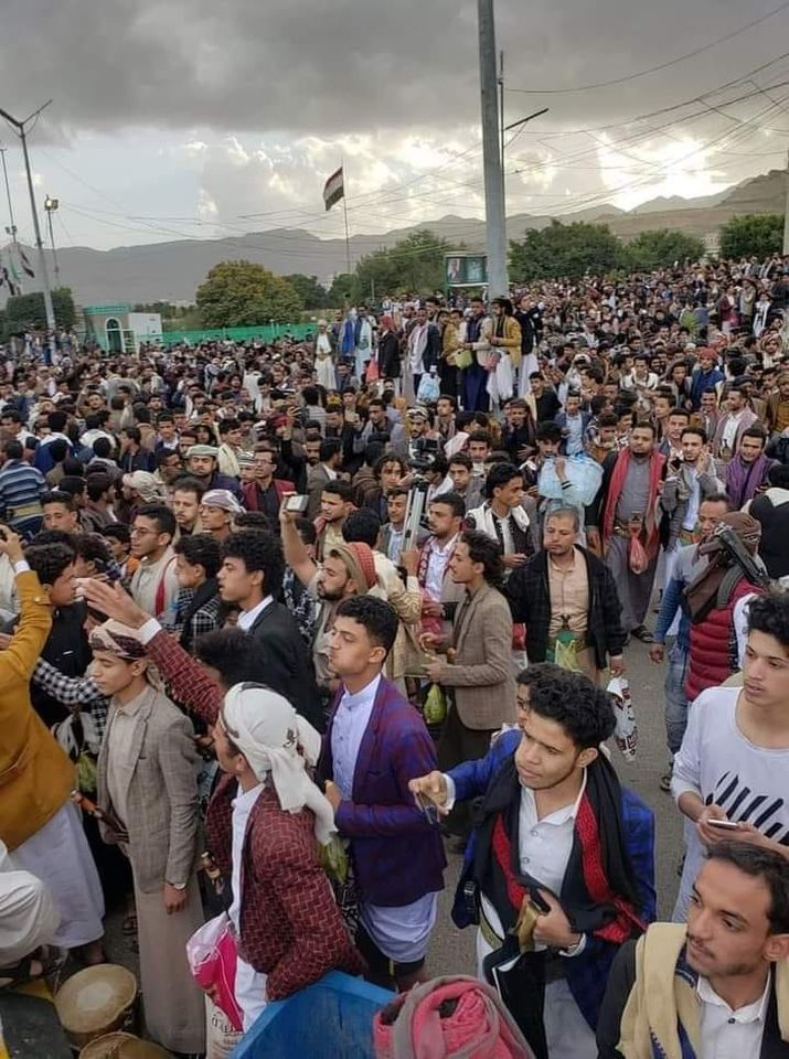 حشود الحضور بميدان السبعين في عرس مصطفى المومري